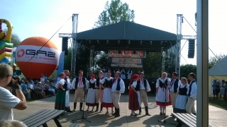  (photo)