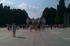  (photo)