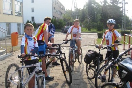  (photo)