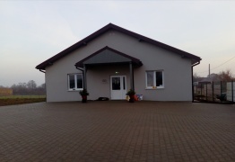  (photo)