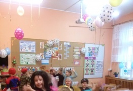 (photo)