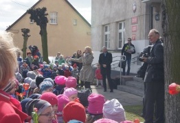  (photo)