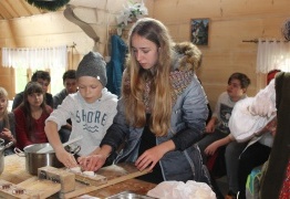  (photo)