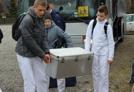  (photo)