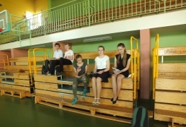  (photo)