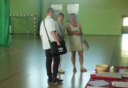  (photo)