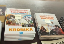  (photo)