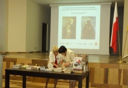  (photo)