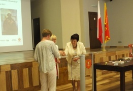  (photo)