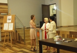  (photo)