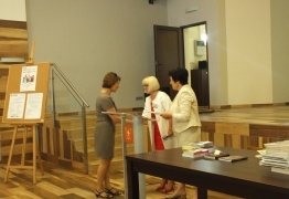  (photo)