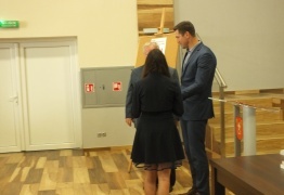  (photo)