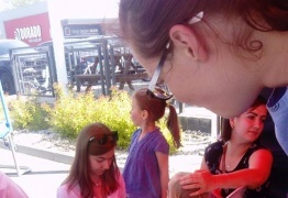  (photo)