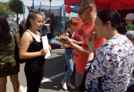  (photo)