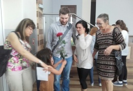  (photo)