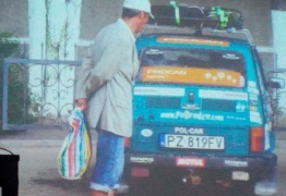  (photo)