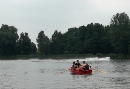  (photo)