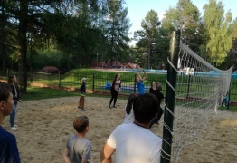  (photo)