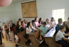  (photo)
