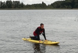  (photo)