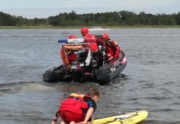  (photo)