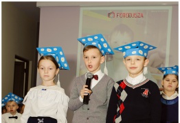  (photo)