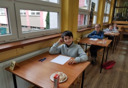  (photo)
