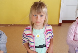  (photo)