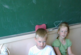  (photo)