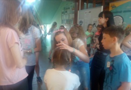  (photo)