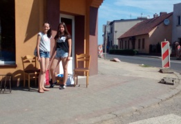  (photo)