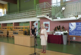  (photo)