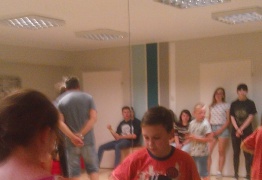  (photo)