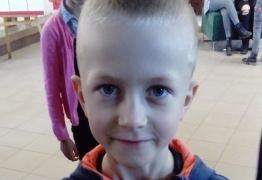  (photo)
