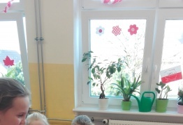  (photo)