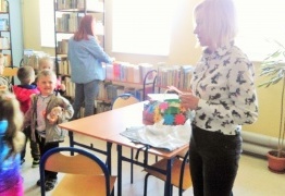  (photo)