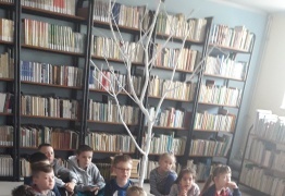  (photo)