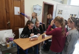  (photo)