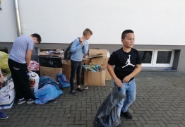  (photo)