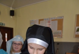  (photo)