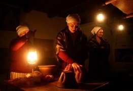  (photo)