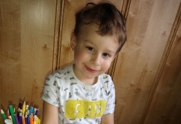  (photo)