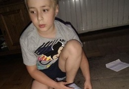  (photo)