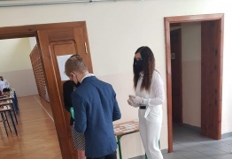  (photo)