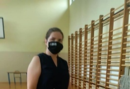  (photo)