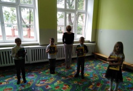  (photo)