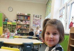  (photo)
