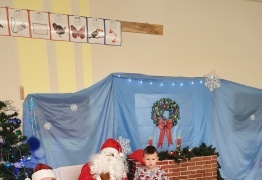 8 (photo)