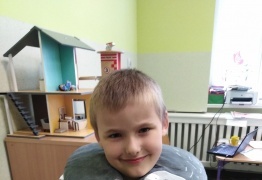  (photo)