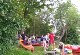  (photo)